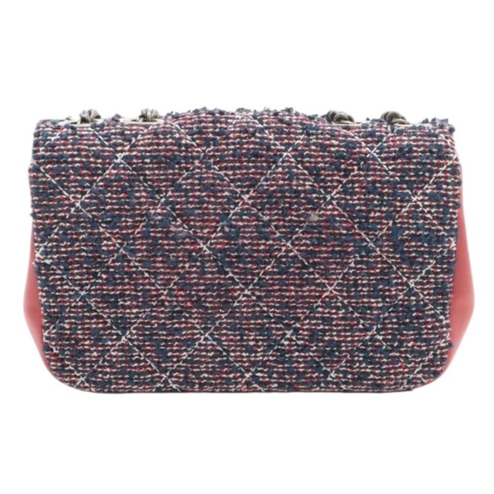 β¨ποΈ Chanel Tweed Quilted Mini Flap Bag - Picture 2 of 7